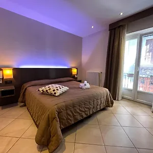 Bb 10 Serpotta - Palazzo Riolo & Restaurant Gasthof Palermo